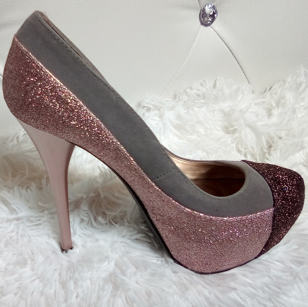 Multi-Color High Heel Pump - Picture 7 of 9